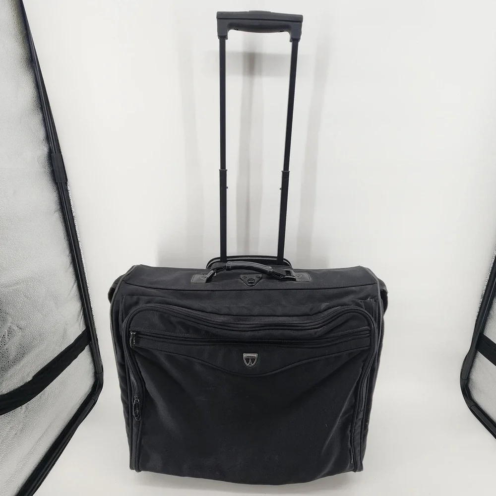 Travelpro Rolling Garment Bag‎ Carry On Business Travel Case Black